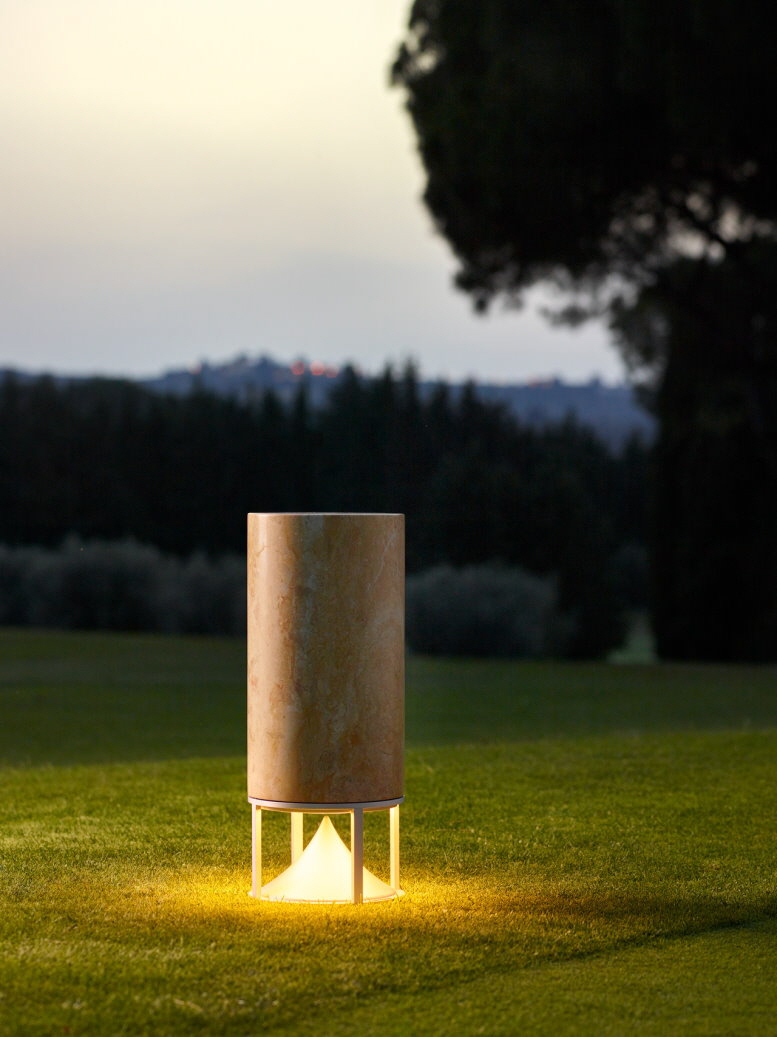 MEDIUM CYLINDER LIGHT SOLUTION   777 X